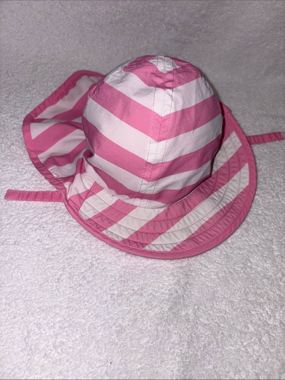 Pottery Barn Kids Pink and White Striped Sun Hat neck protection 3-12m